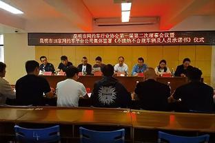 全员英超皇马乱入？这是哪届大赛的哪支队？11人你能说出来嘛？